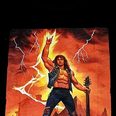 ストレンジャー・シングス Eddie Rocks Tシャツ - ゲームと映画 ストレンジャー・シングス Eddie Rocks Tシャツ - ゲームと映画