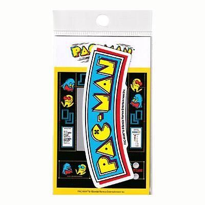 PAC-MAN ダイカットステッカー レトロ ロゴ - ゲームと映画の
