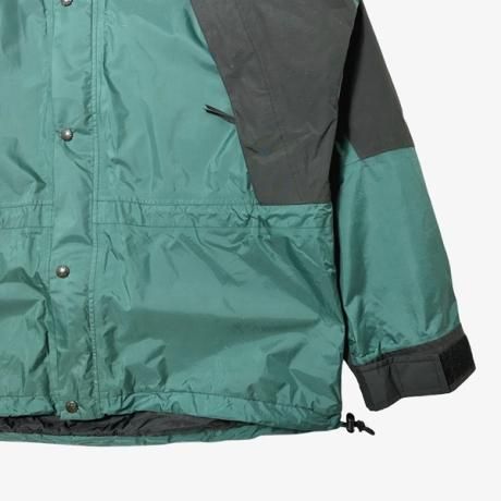 THE NORTH FACEノースフェイスからGORE-TEX NYLON MOUNTAIN PARKA