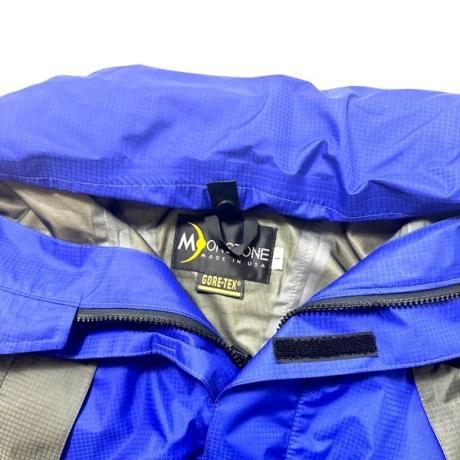 MOONSTONE(ムーンストーン)からGORE-TEX NYLON MOUNTAIN PARKA MOONSTONE(ムーンストーン)からGORE-TEX NYLON MOUNTAIN PARKA