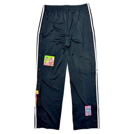 adidas originals（アディダスオリジナルス）からTRACK PANTS ...