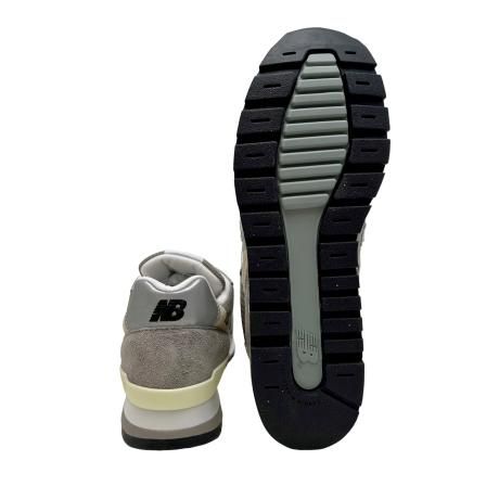 New Balance(ニューバランス)の996 GRAYが入荷しました。