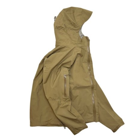 BEYOND CLOTHING（ビヨンド）からA6 Rain Jacketが入荷しました。