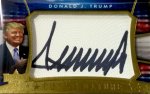 2016 LEAF DECISION Cut Signature Card Donaldo J.Trump / MINTŹ Tonny