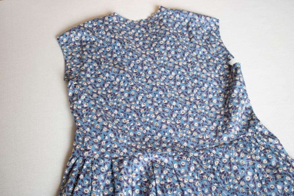 J Sloane キーネック小花柄ワンピース スカイブルー J Sloane キーネック小花柄ワンピース スカイブルー