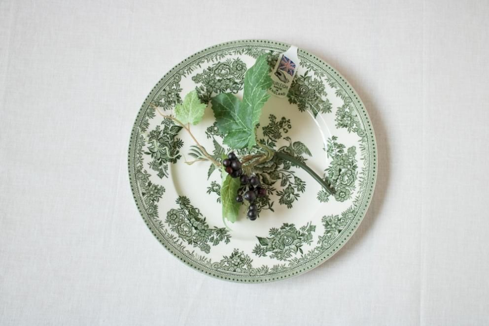 バーレイ グリーンアジアティックフェザンツ プレート 22cm