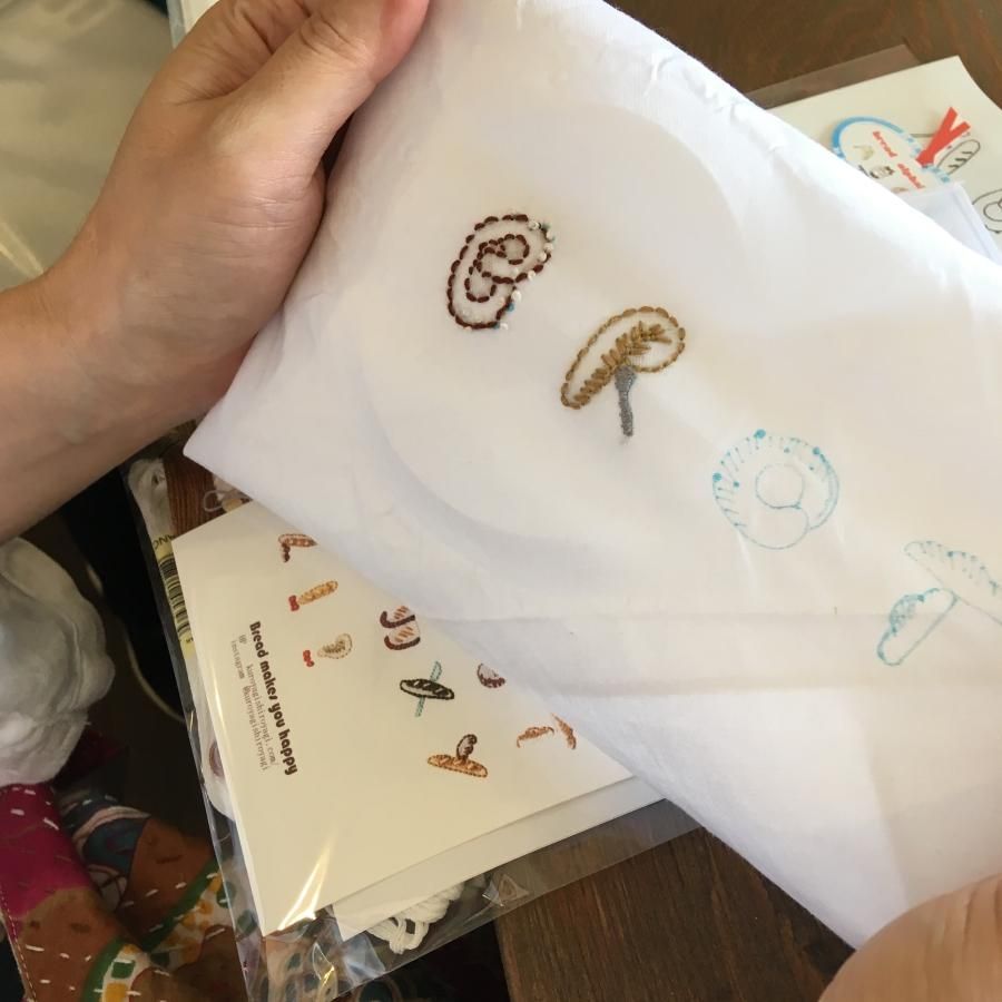 アルベロベロ黒パンツ 豚の刺繍付き 新品未使用タグ付き 楽天市場】アルベロベロ パンツの通販