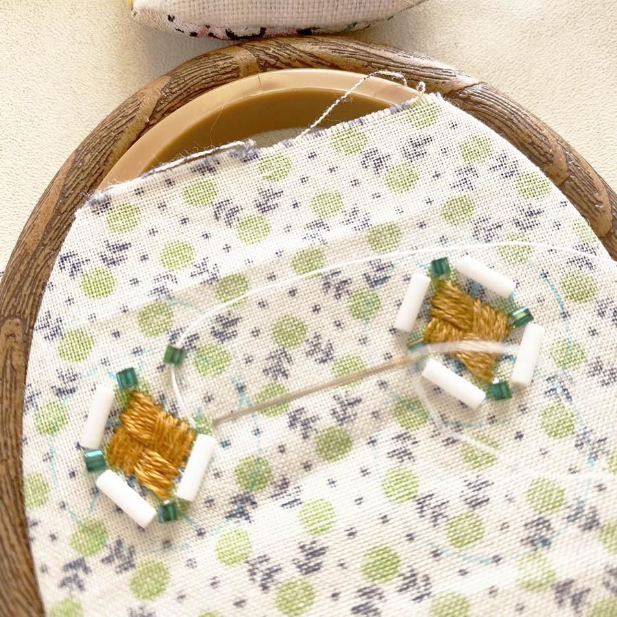 刺繍道具の通販 | おすすめの刺繍枠 | クロヤギシロヤギ