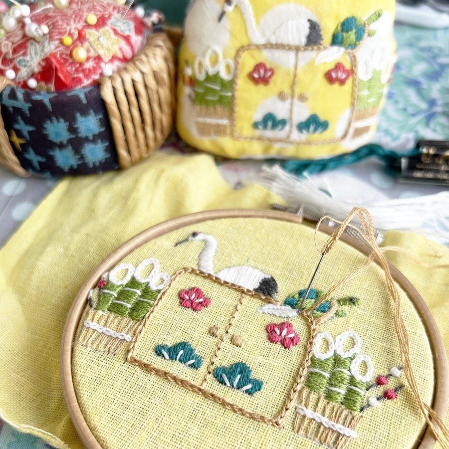 お正月に飾れる刺繍キット通販 | 鶴亀門松の刺繍ぐるみ