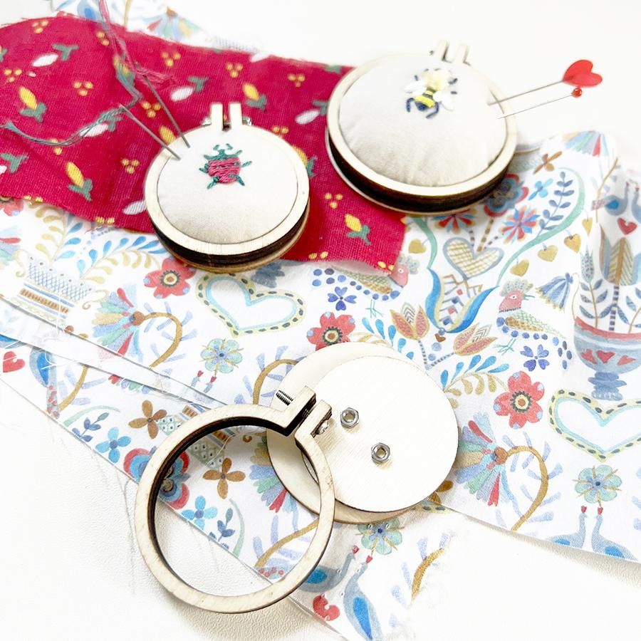 専用ページ、素敵な刺繍の布地 ⑅ 𝑜𝑛 𝑤ℎ𝑖𝑡𝑒 白生地の刺繍たち 白生地に刺す刺繍は