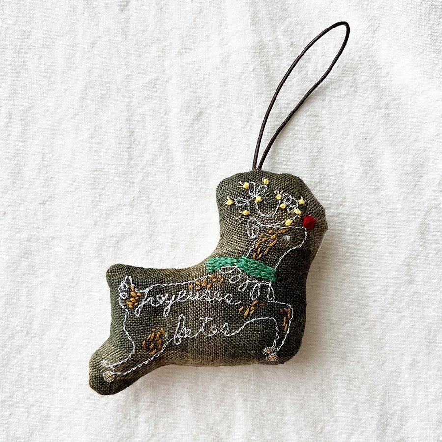 aiueaoui ハンドオブジェ オーナメント 刺繍 studio CLIP｜手刺繍オーナメント [CHRISTMAS 2025] | Rakuten