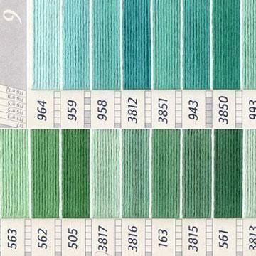 DMC 25番 刺繍糸 緑・黄緑色系 DMC 25番 刺繍糸 緑・黄緑色系