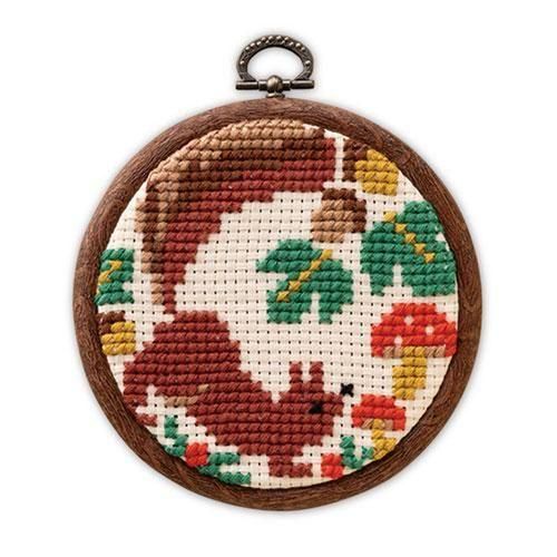 オリムパス 刺繍キット クロスステッチ フープ付 冬じたくするりす No