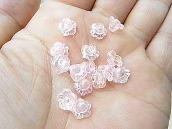 ニューフラワービーズ 8mm col.2 オーロラ 薄ピンク