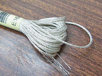 DMC ラメ刺繍糸 銀 シルバー 25番糸 E168