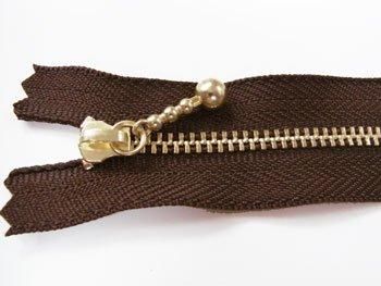 YKK 3G 玉付きファスナー 12cm ゴールド col.570 こげ茶