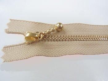 YKK 3G 玉付きファスナー 20cm ゴールド col.572 ベージュ