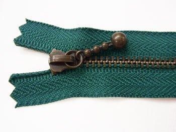 YKK 3GKB 玉付きファスナー 16cm アンティークゴールド col.530 深緑