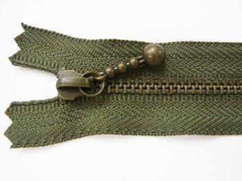 YKK 3GKB 玉付きファスナー 30cm アンティークゴールド col.566 カーキ