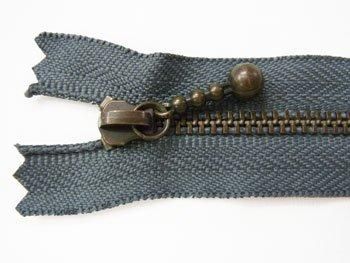 YKK 3GKB 玉付きファスナー 30cm アンティークゴールド col.578 濃グレー