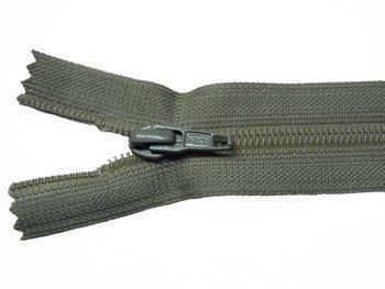 YKK 25FK フラットニットファスナー 20cm col.566 モスグリーン