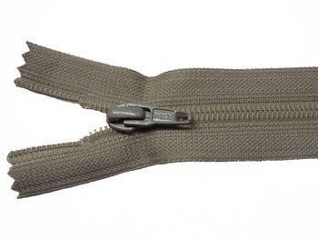 YKK 25FK フラットニットファスナー 50cm col.565 媚茶系