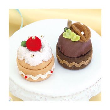 オリムパス 手芸キット いちごのケーキとチョコケーキ 新家幸枝デザイン
