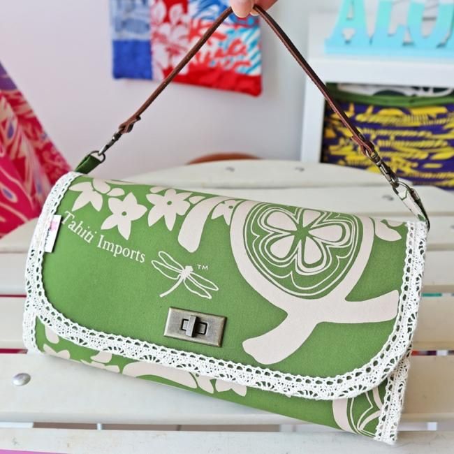 既成】 タヒチインポーツ シングルパウ Red & White ティアレ柄
