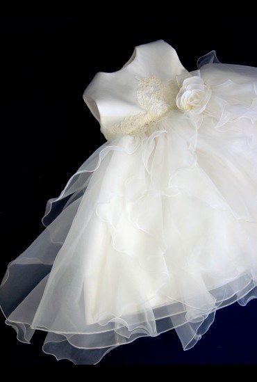 リメイクキッズドレス キッズドレス ブライダルヘッドドレス ウェディング コサージュ 結婚式やお祝いのファッション全般 上質で洗練されたデザインのお店hanakana