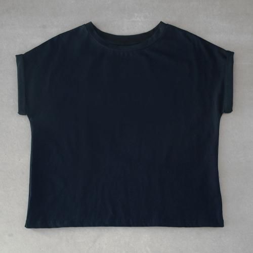 【新品】Blue Heaven companyフラダンス パウスカートTシャツ 5Lサイズ】半袖 黒色 フラTシャツ フラガール柄A（シルバー