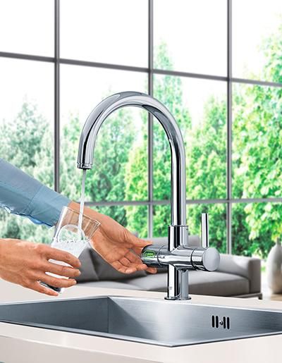 グローエブルー 炭酸冷水機シングルレバーキッチン混合栓 専用浄水器 炭酸冷水機シングルレバーキッチン混合栓｜製品情報｜GROHE