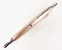 試筆のみ　シャンパンピンク 18金　キャップレス　デシモ　パイロット　万年筆 新品)PILOT パイロット 万年筆 キャップレス デシモ シャンパン