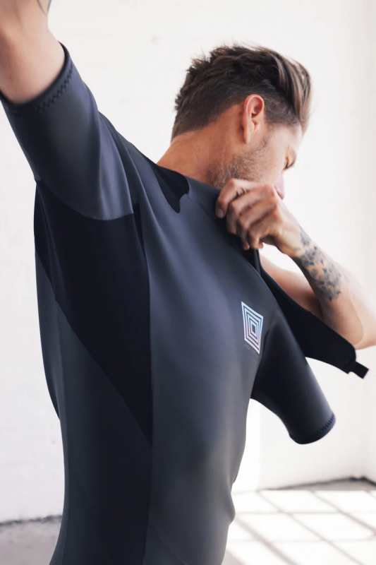 JULY WETSUITS | メンズシーガル - ロングボードのシーコング JULY WETSUITS | メンズシーガル - ロングボードのシーコング