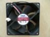 AVC ? DS09225R12LC019 90X90X25MM DC12V 0.13A  ե