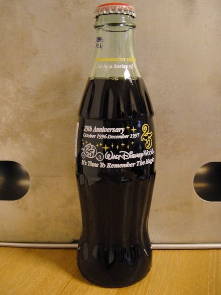 1996年アメリカコカコーラ限定ウォルト ディズニー ワールド25周年記念ボトル アメリカン雑貨 ビンテージ アンティーク レトロ 通販