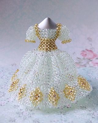 ヒスクローネ　ジュエリー　飾り Victorian's Gate ヴィクトリアンズ・ゲート アンティーク風
