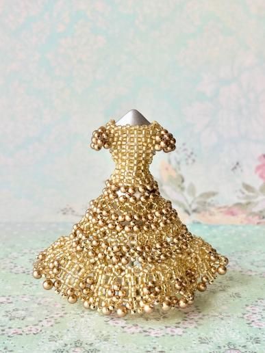 ゴールドビーズ装飾スリットドレス ビーズで作るミニチュアドレス