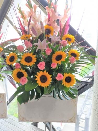 おまかせスタンド花10 富山県内のみお届け可能 花金 公式ホームページ 花金は富山県高岡市より全国へ高品質なお花をご提供しております おまかせスタンド花10 富山県内のみお届け可能 花金 公式ホームページ 花金は富山県高岡市より全国へ高品質なお花をご提供しております