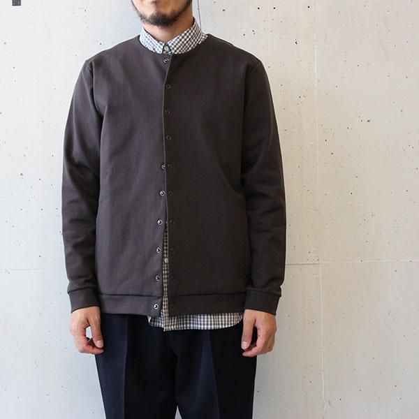 Still By Hand スティルバイハンド クルーネックスナップボタンカーディガン Brown La Barba 通販 Still By Hand スティルバイハンド クルーネックスナップボタンカーディガン Brown La Barba 通販