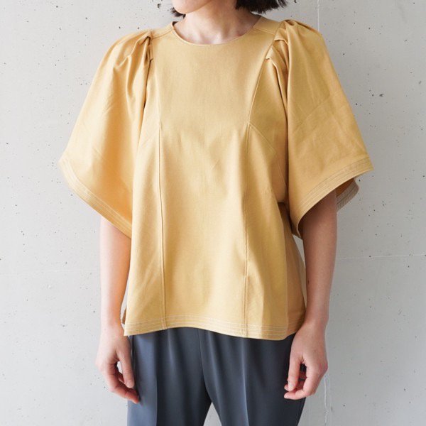 OUD(ウード) Flare sleeve T-shirt (yellow beige)