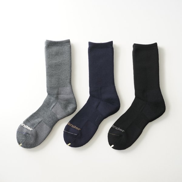 and wander(アンドワンダー) wool socks<img class='new_mark_img2' src='https://img.shop-pro.jp/img/new/icons10.gif' style='border:none;display:inline;margin:0px;padding:0px;width:auto;' />