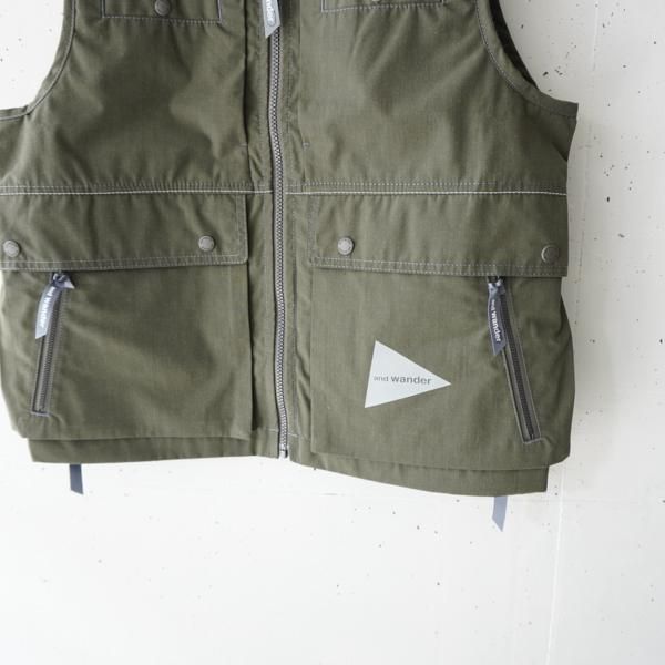 and wander(アンドワンダー) tough nylon vest ｜La Barba 通販