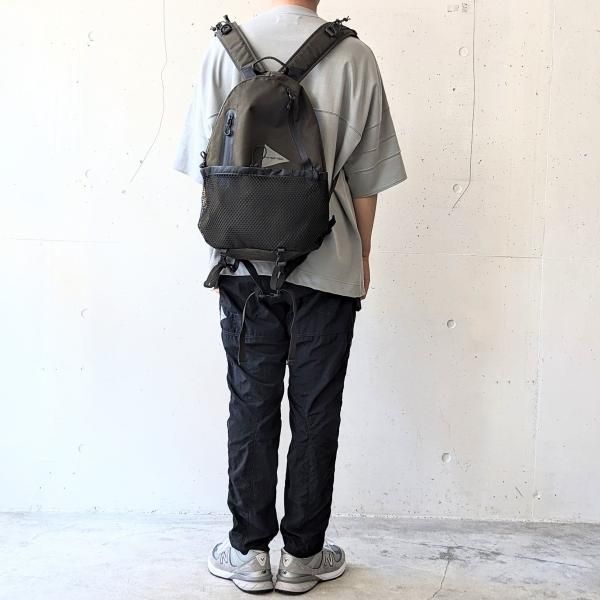 and wander(アンドワンダー) PE/CO 20L daypack｜La Barba 通販