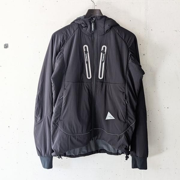 and wander(ɥ) alpha AIR hoodie