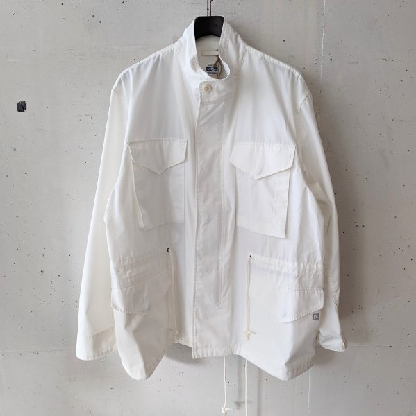 <img class='new_mark_img1' src='https://img.shop-pro.jp/img/new/icons10.gif' style='border:none;display:inline;margin:0px;padding:0px;width:auto;' />ARMY TWILL (ߡĥ) COTTON/POLYESTER PLAIN FIELD JACKET WHITE