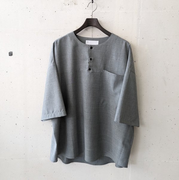 <img class='new_mark_img1' src='https://img.shop-pro.jp/img/new/icons10.gif' style='border:none;display:inline;margin:0px;padding:0px;width:auto;' />VOAAOV () Summer Wool Like henry Neck Pullover - GREY