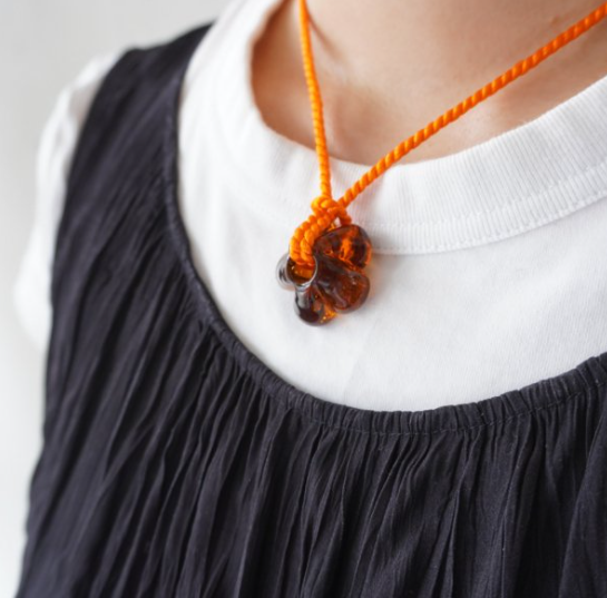 Sisi Joia (シシジョイア) Fleur Necklace - Brown/Orange|La Sisi Joia (シシジョイア) Fleur Necklace - Brown/Orange|La