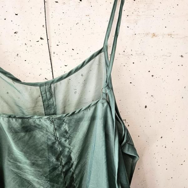 新品タグ付き【 CHIGNON / シニヨン 】 シアーチュニックキャミ CHIGNON シアーチュニックキャミ（Tシャツ/カットソー