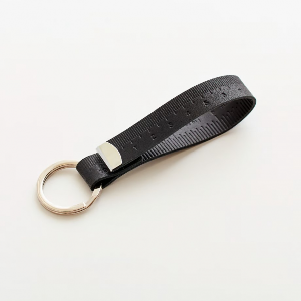 irose (イロセ) tape measure keyholder - BLACK
