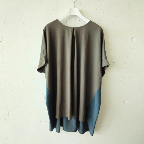 <img class='new_mark_img1' src='https://img.shop-pro.jp/img/new/icons9.gif' style='border:none;display:inline;margin:0px;padding:0px;width:auto;' />ZAMPA (ザンパ) 異素材ミックスバッグタックチュニック - DARK KHAKI